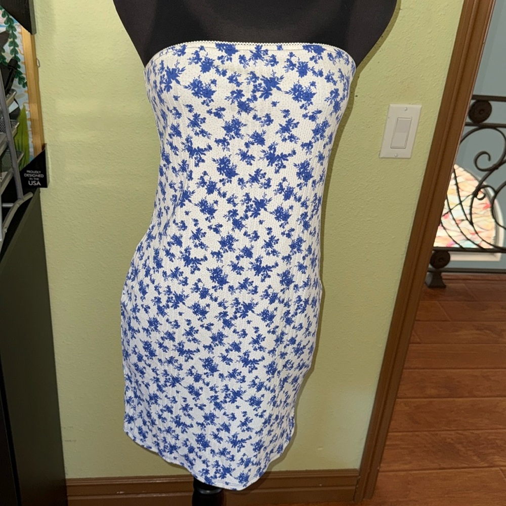 Floral Blue and White Women's tube dress